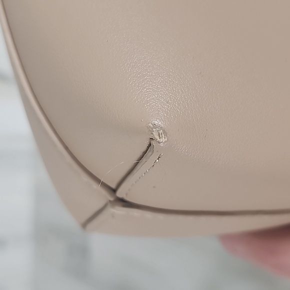 Samara tan faux leather small crossbody purse bag adjustable strap open design - Picture 7 of 10